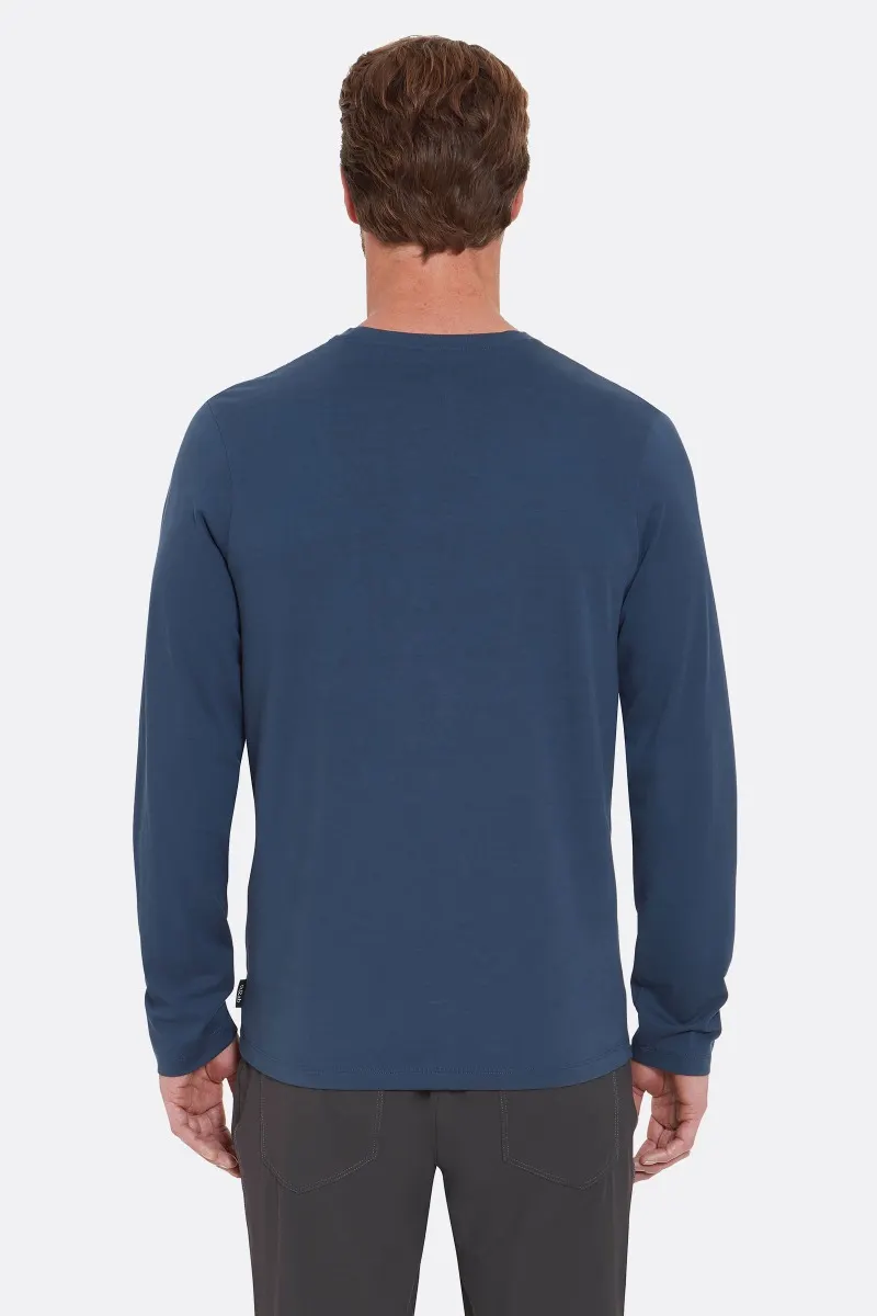 Men's Basecamp Logo Badge Tee