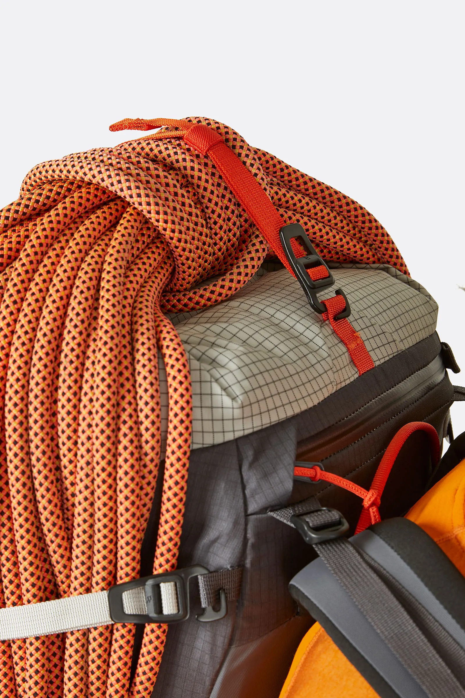 Ascendor 27L Mountain Pack 9 Ascendor 27L Mountain Pack