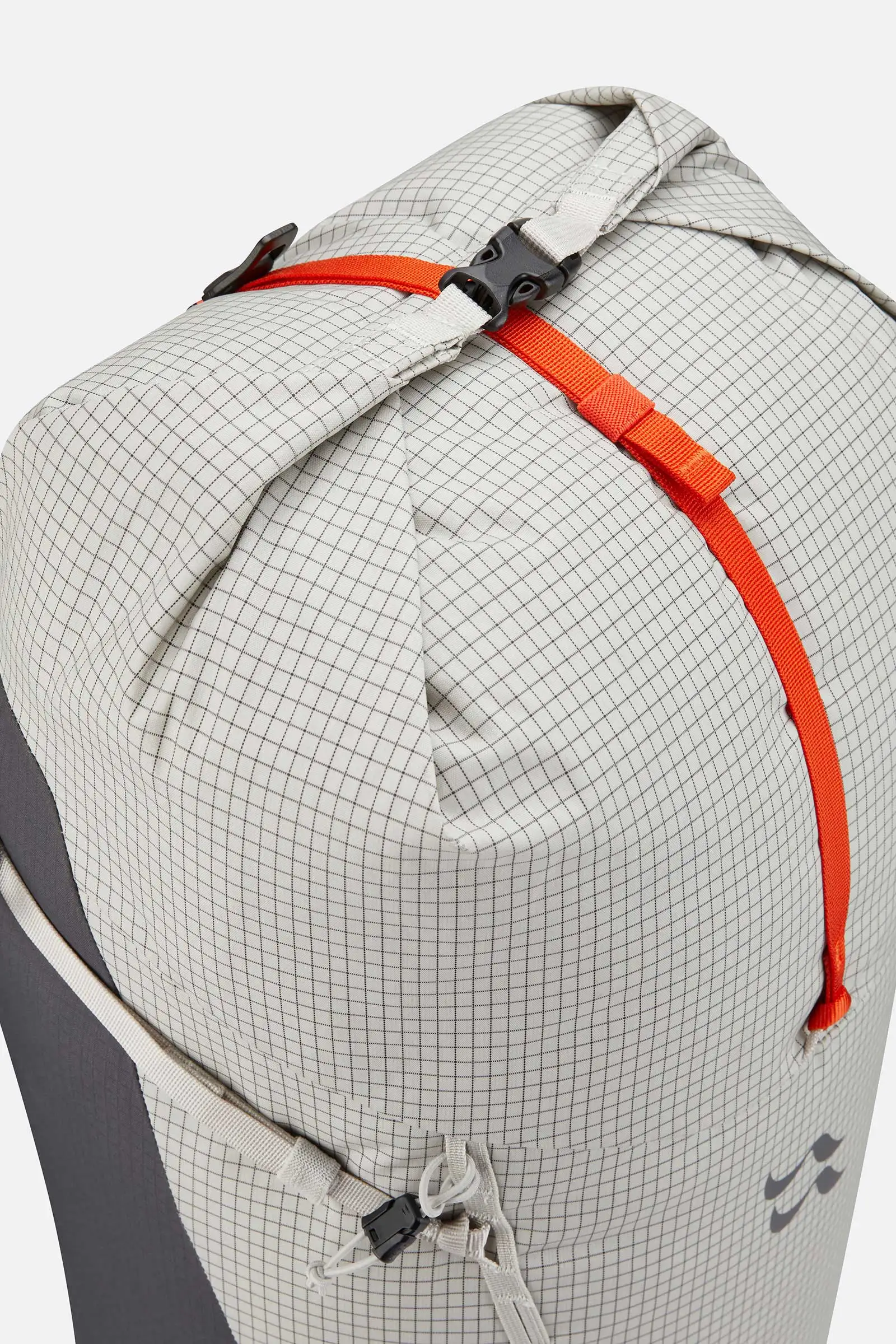 Latok 20L Mountain Pack 4 Latok 20L Mountain Pack