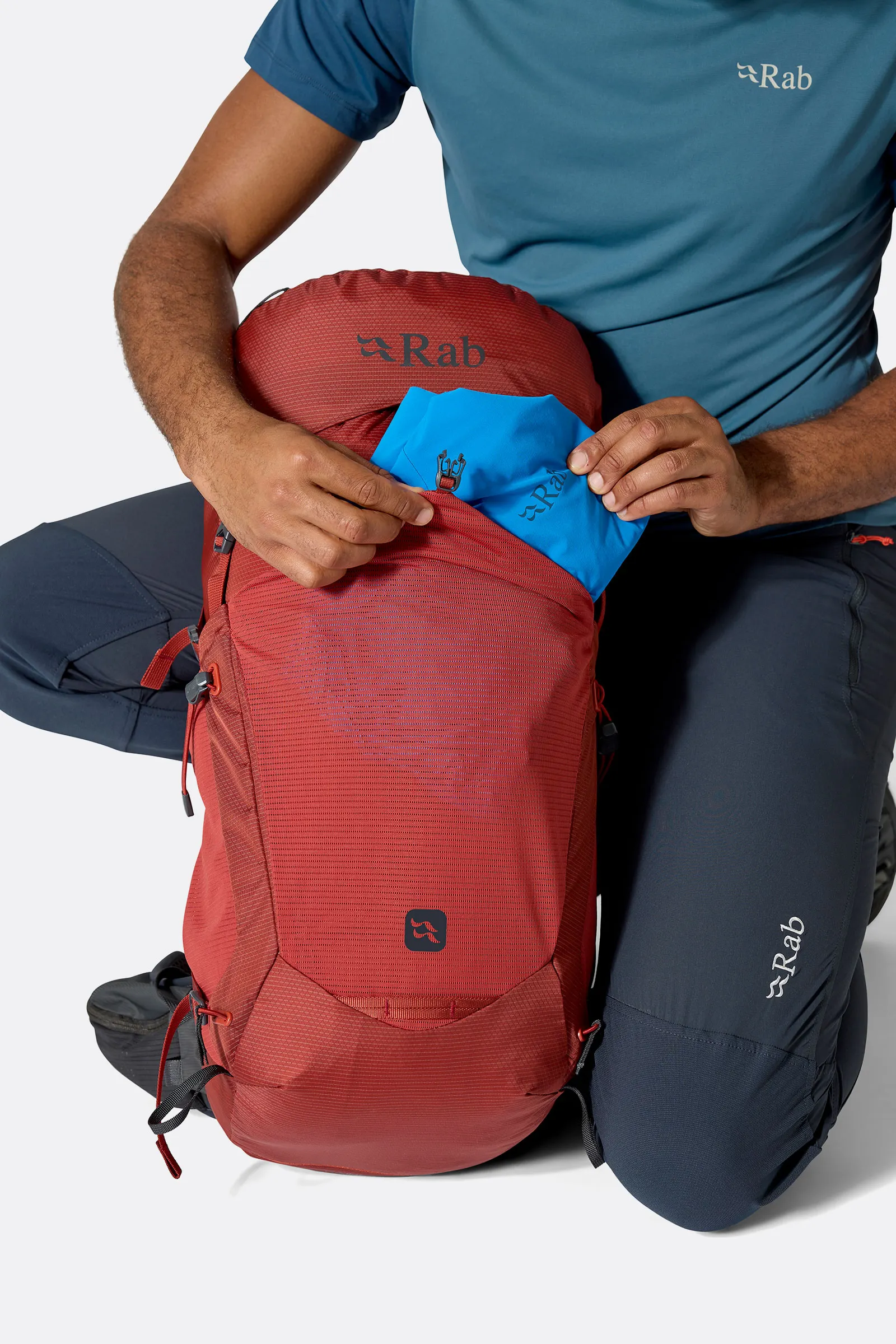Protium 27L Day Pack